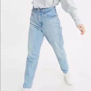 levi’s high loose taper pant size 32